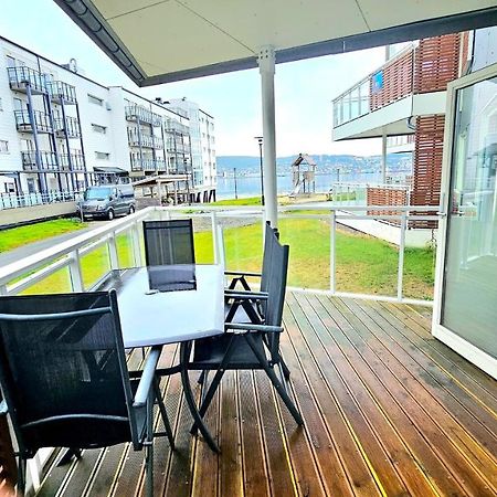 Very Cozy And Central Appartment Near The City Centre Тромсьо Екстериор снимка